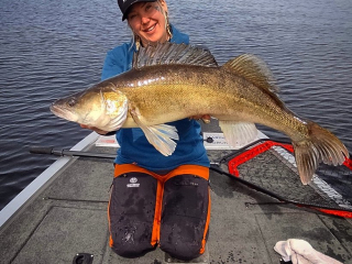 Martina with a NEW PB on zander!